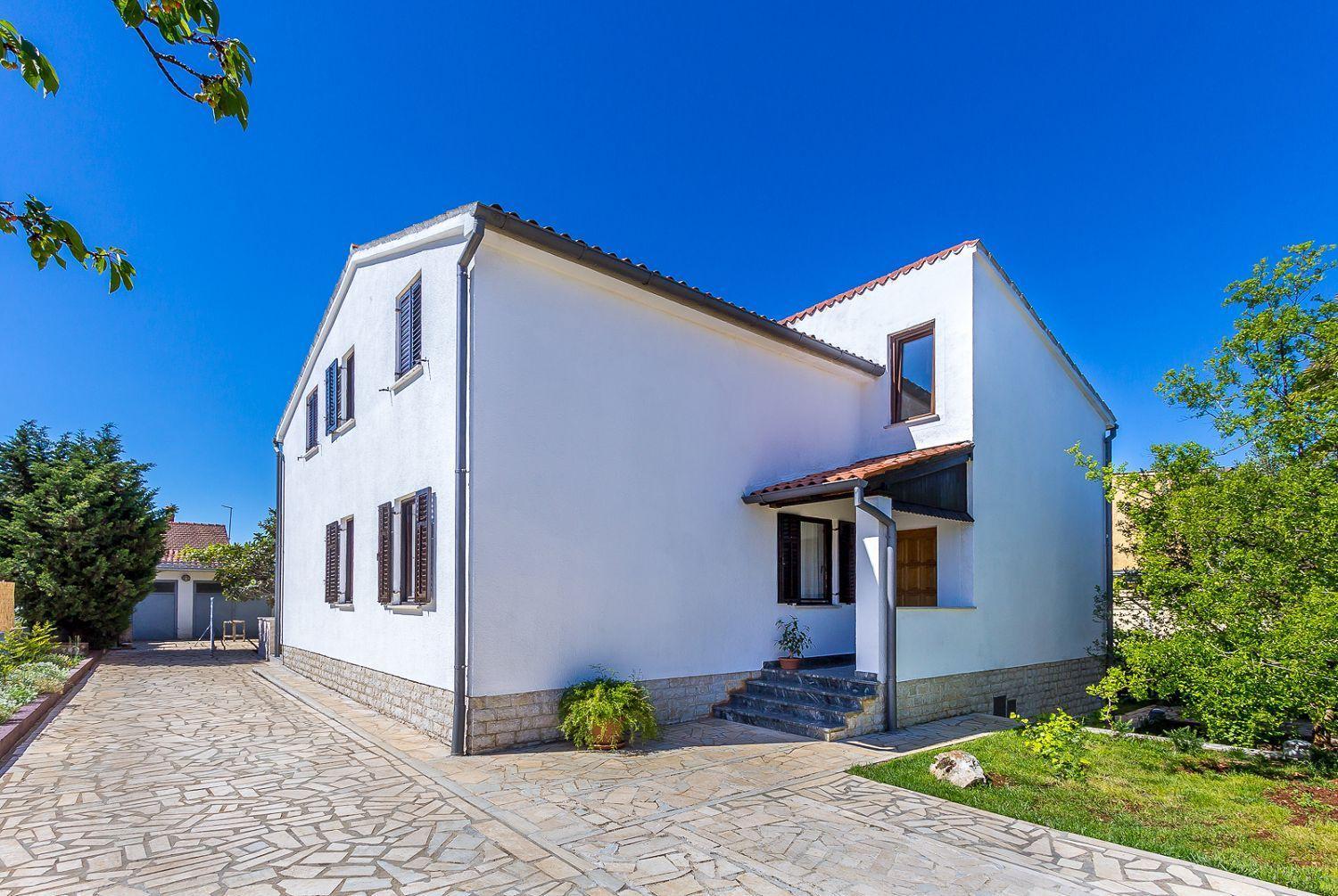 Neu Renovierte Ferienwohnung Mit Klima, Wlan, Terrasse Und Grill Pula Zewnętrze zdjęcie